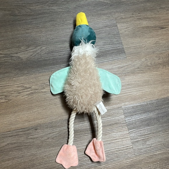 New Plush duck with Rope Dog Toy, makes a duck sound when pressed - Picture 6 of 7